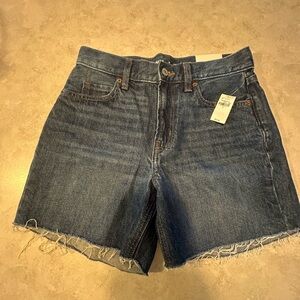 NWT Old Navy Dark Wash Denim Shorts